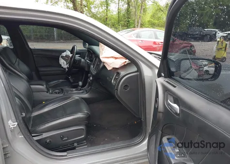 2019 Dodge Charger Sxt Awd z USA, uszkodzony, nr VIN 2C3CDXJG6KH520549